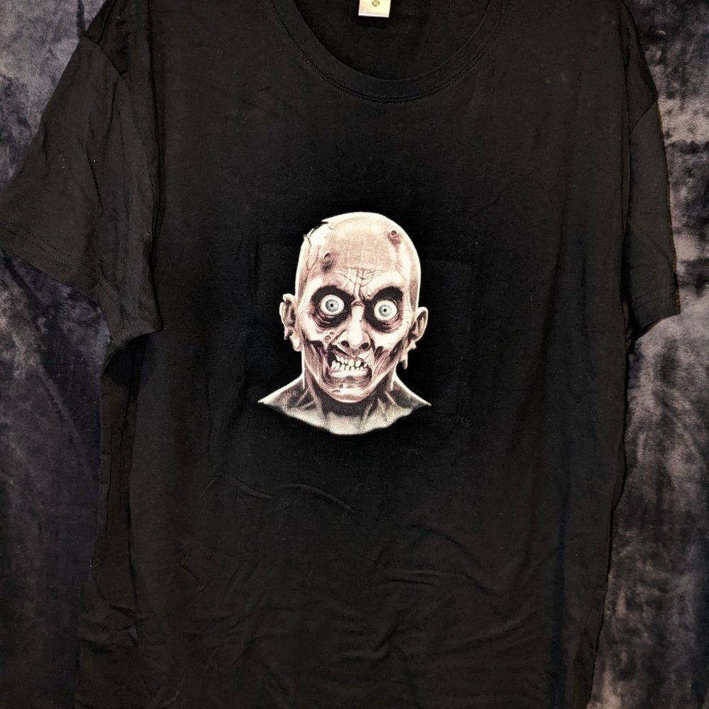 Moving Eye T-shirt -  Black - Zombie - NWOT